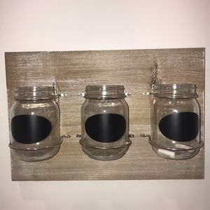 Mason jar organizer